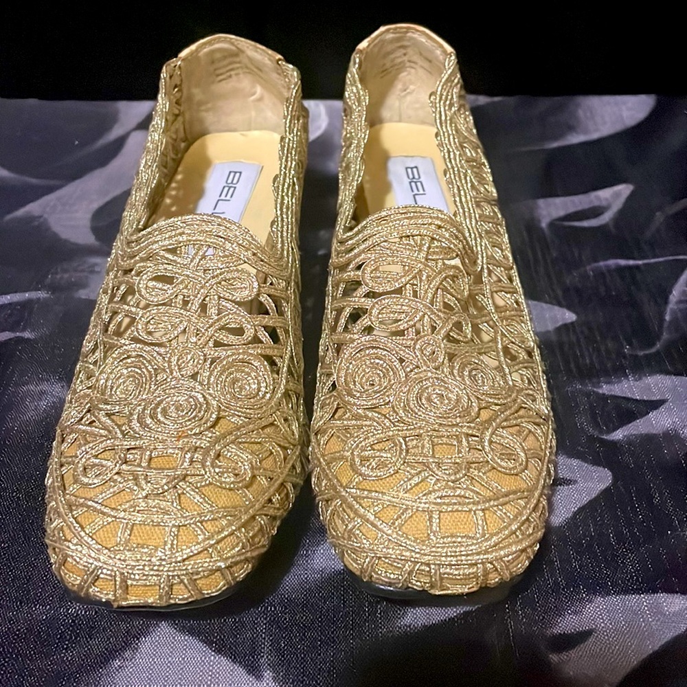 Brand new, never worn BELLINI SHOES. SIZE 7 1/2.
